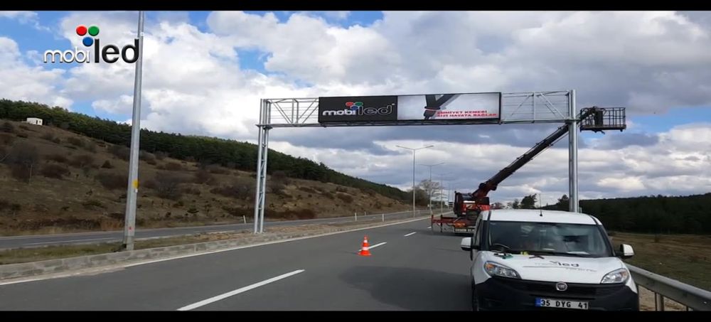 Trafik bilgilendirme LED ekranı — Ankara–Gerede Karayolu, 2017